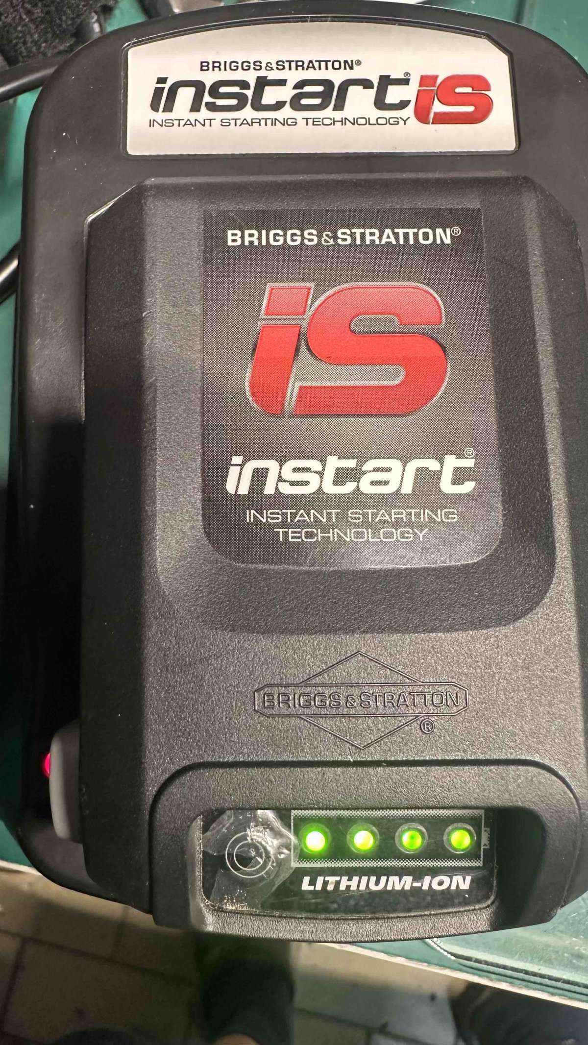 REPARACIJA BATERIJE ZA KOSILICU BRIGGS & STRATTION